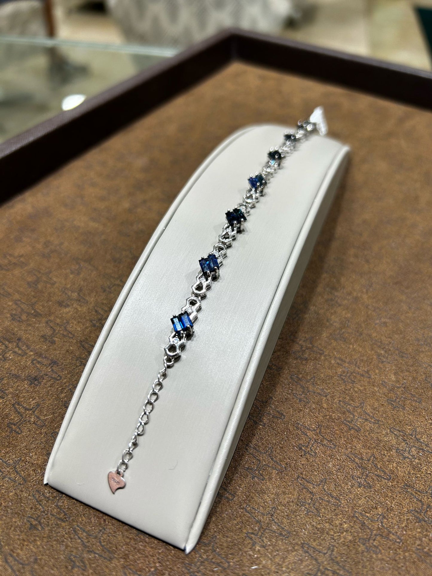 Custom Saphire bracelet