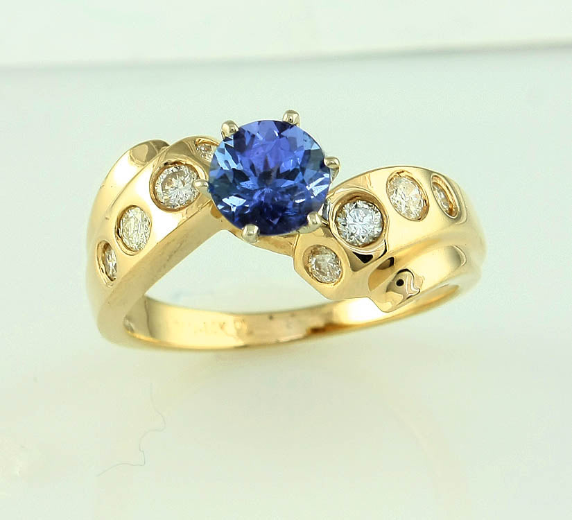 14K 1.25CTW TANZANITE FANCY RING