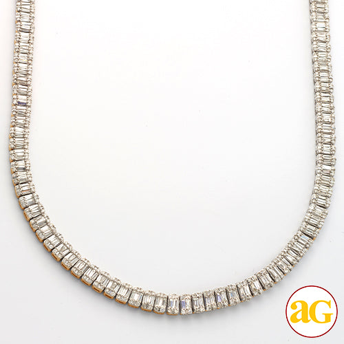 14KY 26.60CTW BAGUETTE DIAMOND SQUARE CLUSTER